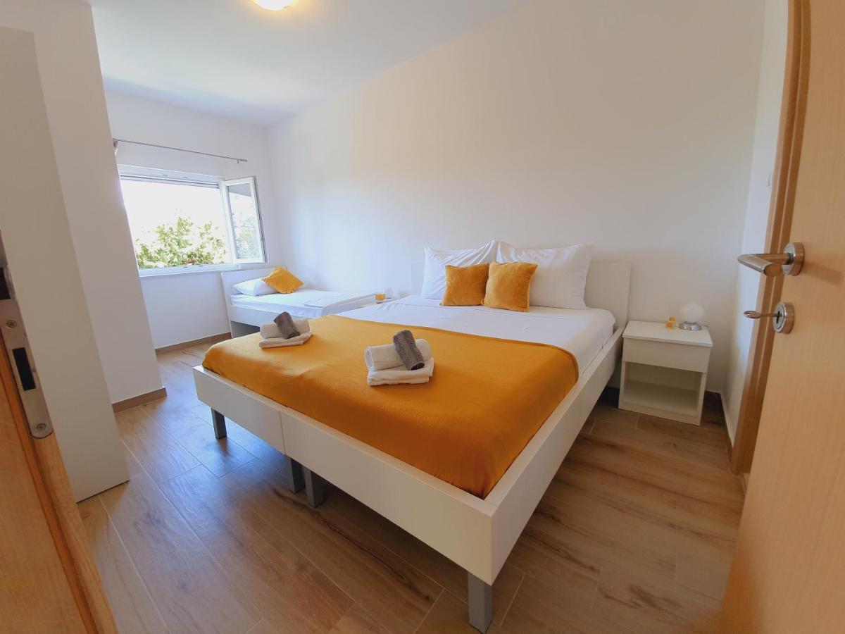- Danijel Apartamento